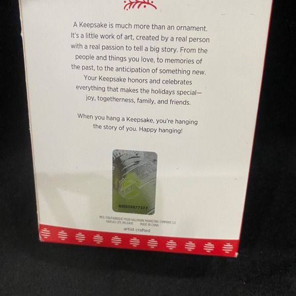 NHL 2017 Detroit Red Wings , Hallmark Ornament - Picture 2 of 7